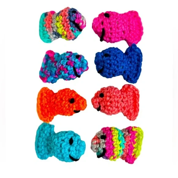Hand Crafted Fish Catnip Cat Toys Colorful Crochet 8 Interactive Toys - Picture 4 of 8